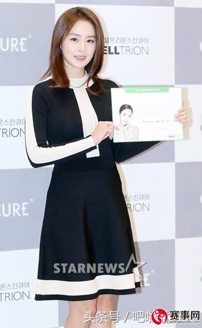 唐嫣撞衫韩国第一美女金泰熙,美唐嫣腿长腰细赢了韩星几条街.